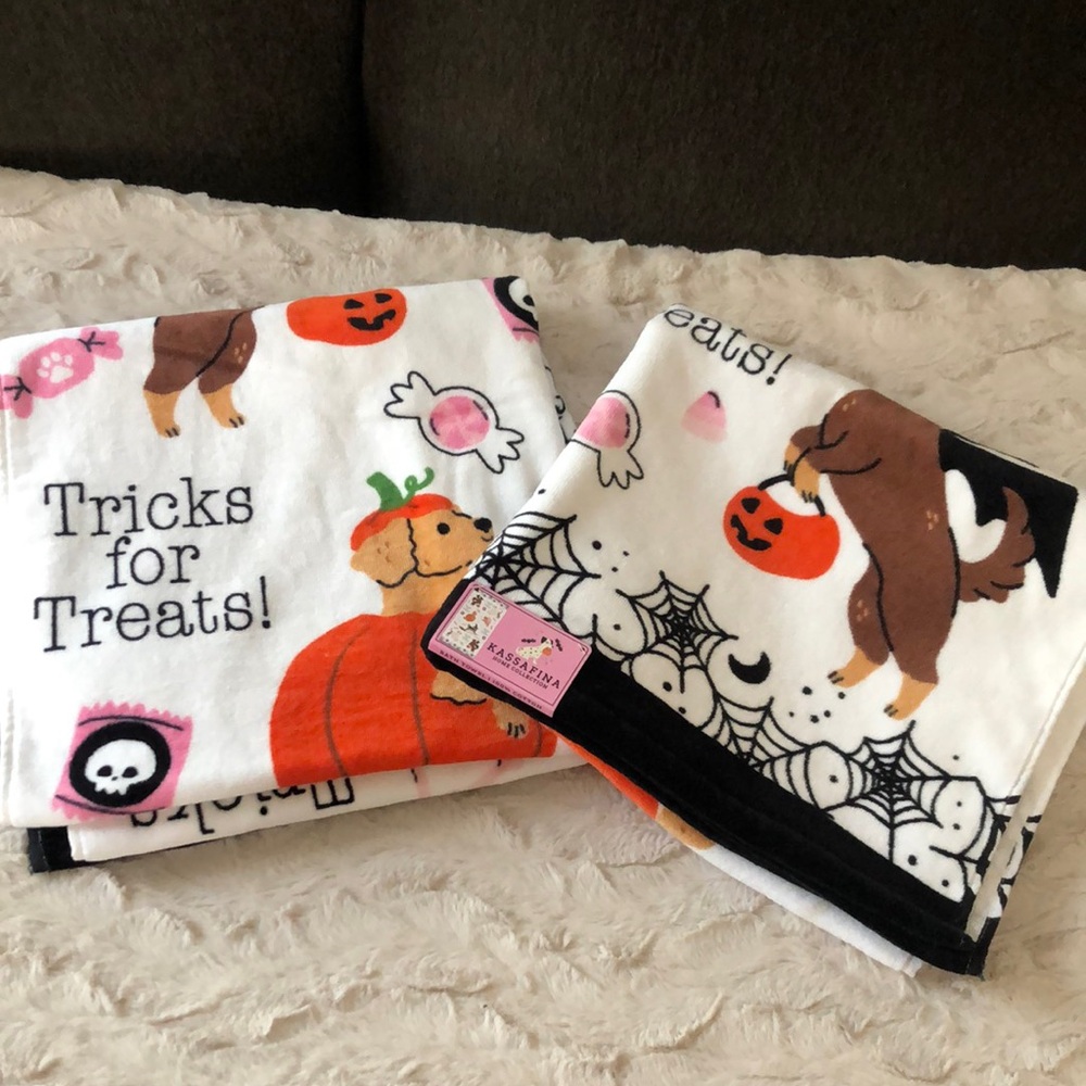 Kassafina Halloween Mixed Dog Print BATH Towels